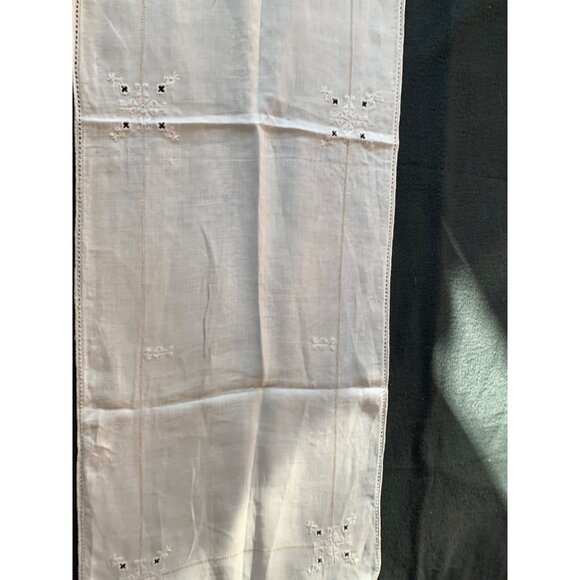 Vintage White Linen Table Runner with Embroidered Floral Details 15x48 - Picture 4 of 10
